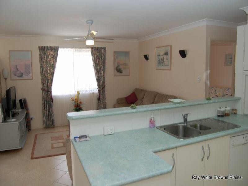 8a Alpha Avenue, Crestmead QLD 4132