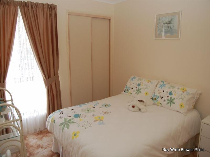 8a Alpha Avenue, Crestmead QLD 4132