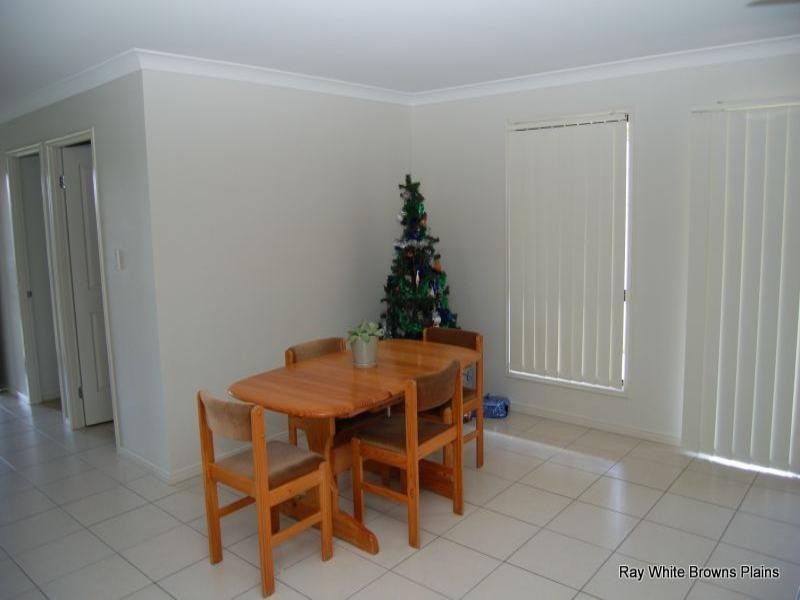 7 Eric Court, Hillcrest QLD 4118