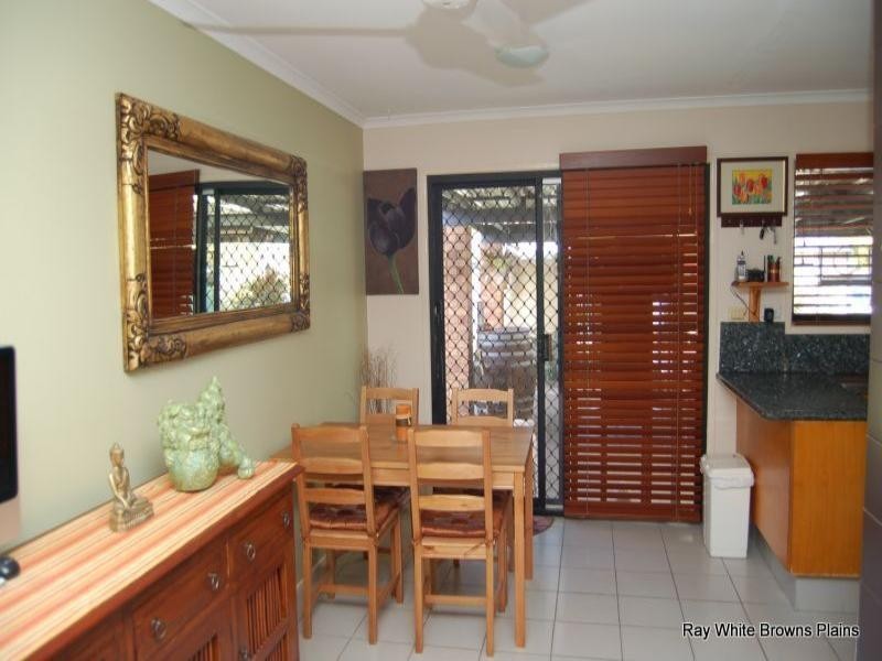 3 Stangate Street, Hillcrest QLD 4118