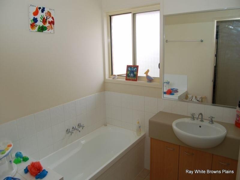 13 Rachel Drive, Crestmead QLD 4132