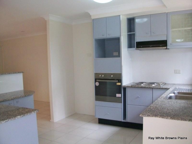 17 Tasman Court, Boronia Heights QLD 4124