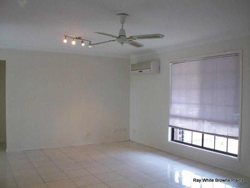 17 Tasman Court, Boronia Heights QLD 4124