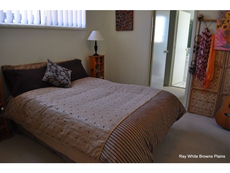 85 Lamberth Road, Regents Park QLD 4118