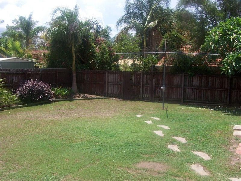 Regents Park QLD 4118