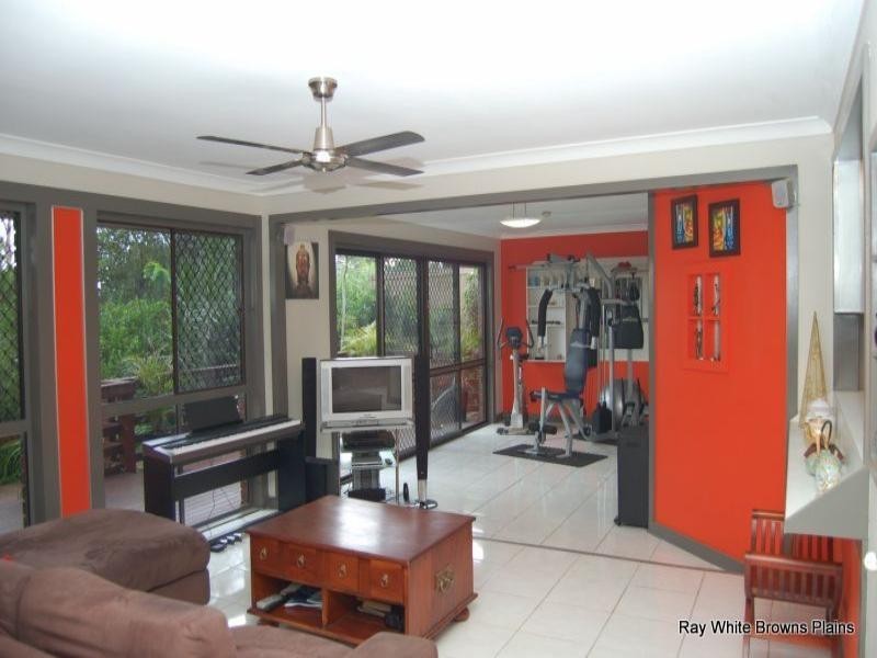 18 Algol Street, Regents Park QLD 4118