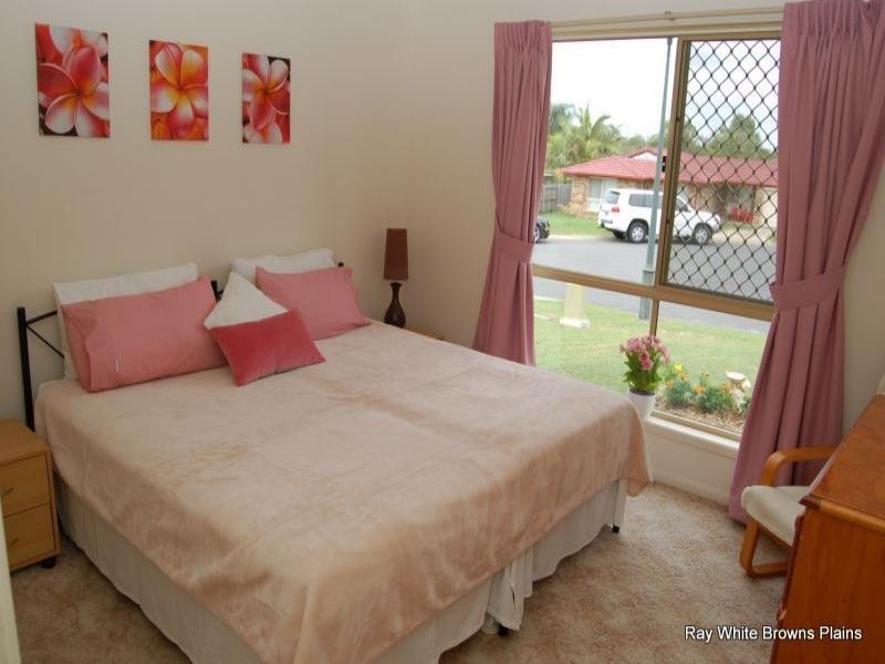 7 Bixby Court, Boronia Heights QLD 4124