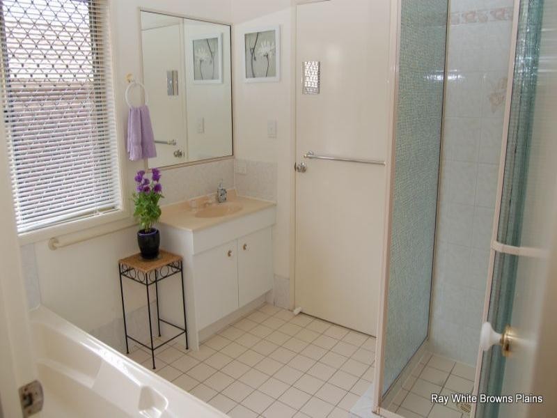 7 Bixby Court, Boronia Heights QLD 4124