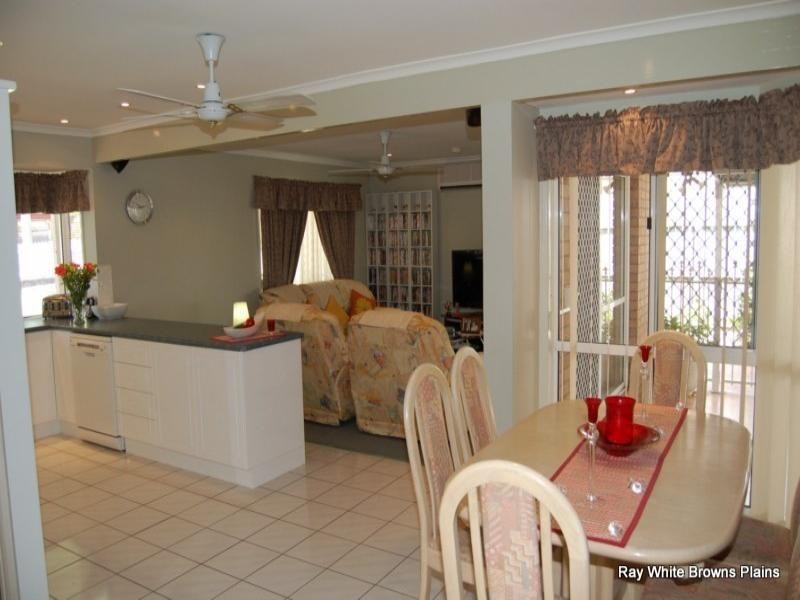 174 Vansittart Road, Regents Park QLD 4118