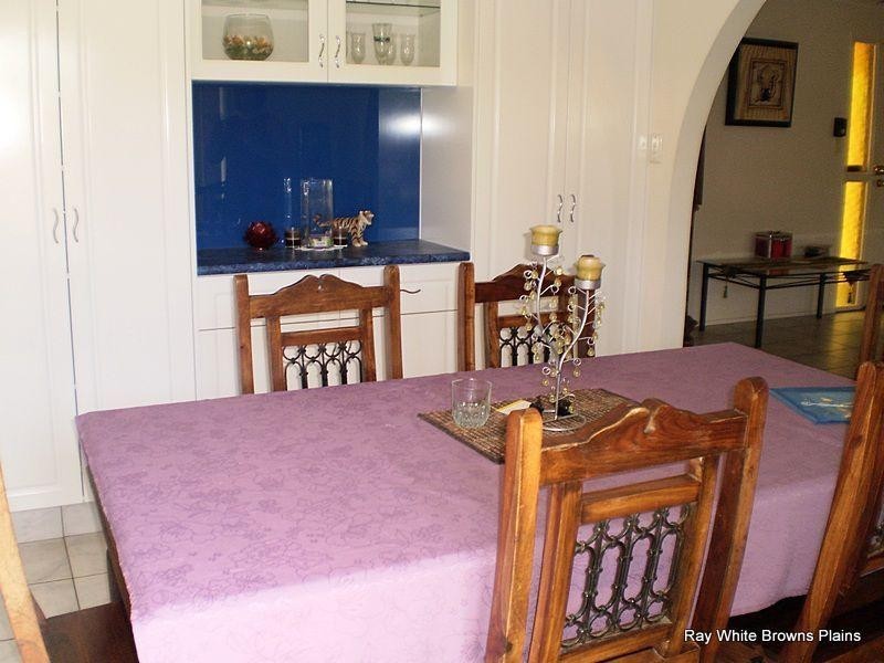 31 Antlia Street, Regents Park QLD 4118