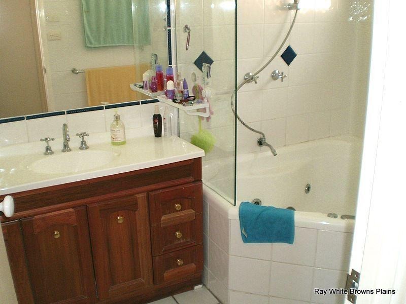 31 Antlia Street, Regents Park QLD 4118