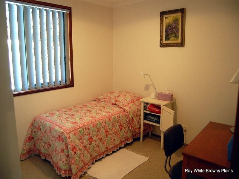 95 Middle Road, Hillcrest QLD 4118