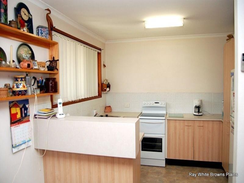 95 Middle Road, Hillcrest QLD 4118