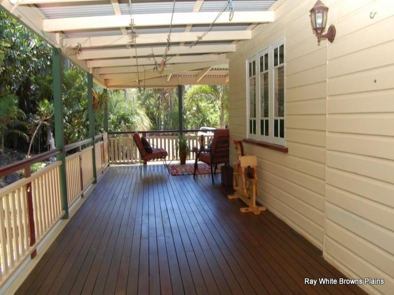 77 Talinga Drive, Park Ridge QLD 4125