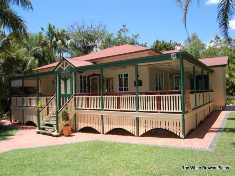 77 Talinga Drive, Park Ridge QLD 4125