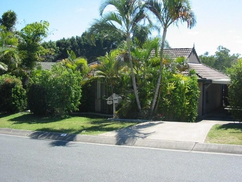 8 Sonorous Close, Regents Park QLD 4118