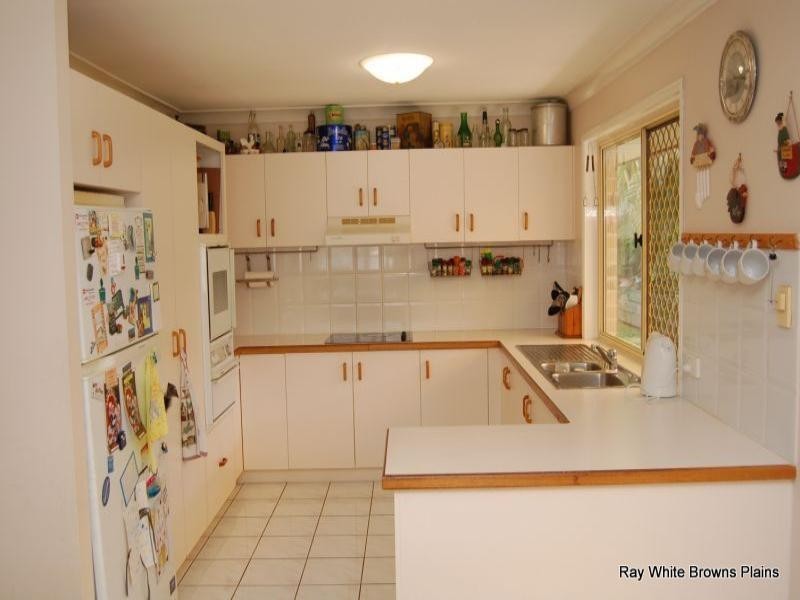 14 Conferta Place, Regents Park QLD 4118