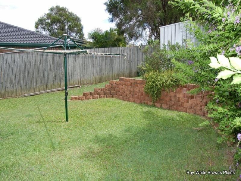 14 Conferta Place, Regents Park QLD 4118