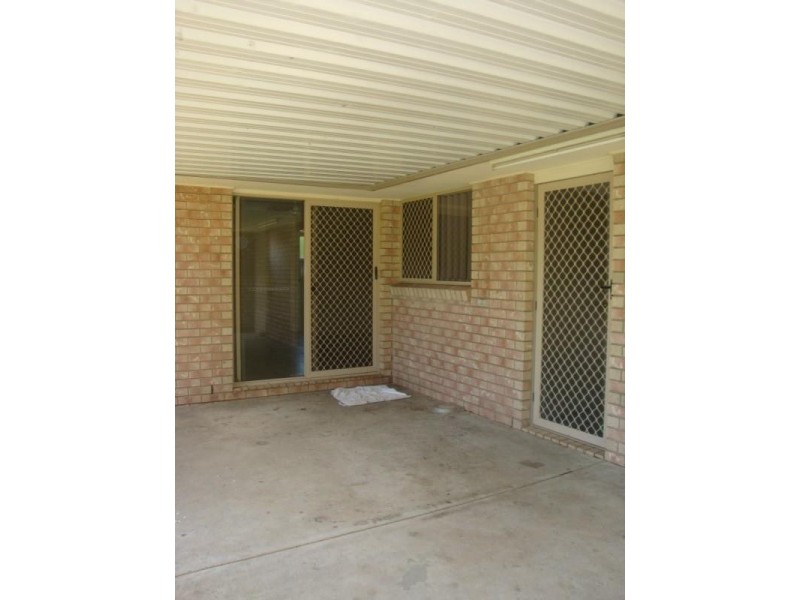 30 Arbour Way, Regents Park QLD 4118