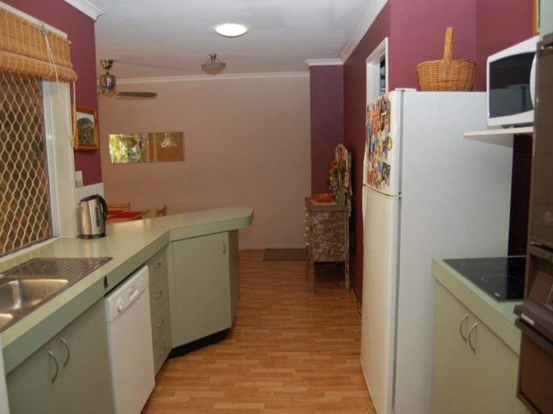 4 Kingvale Street, Regents Park QLD 4118