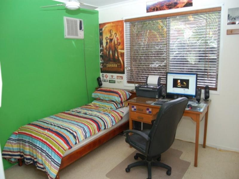 4 Kingvale Street, Regents Park QLD 4118