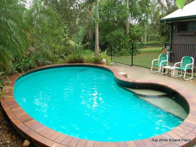 114 Crest Road, Greenbank QLD 4124