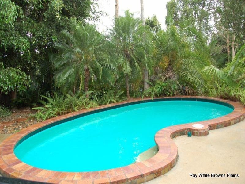 114 Crest Road, Greenbank QLD 4124