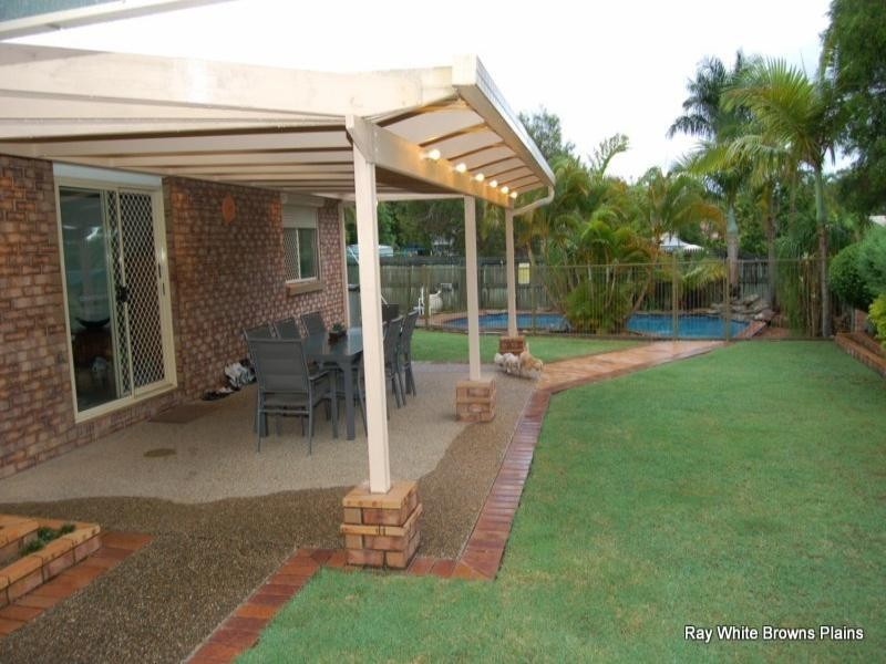 27 Cianthus Street, Regents Park QLD 4118