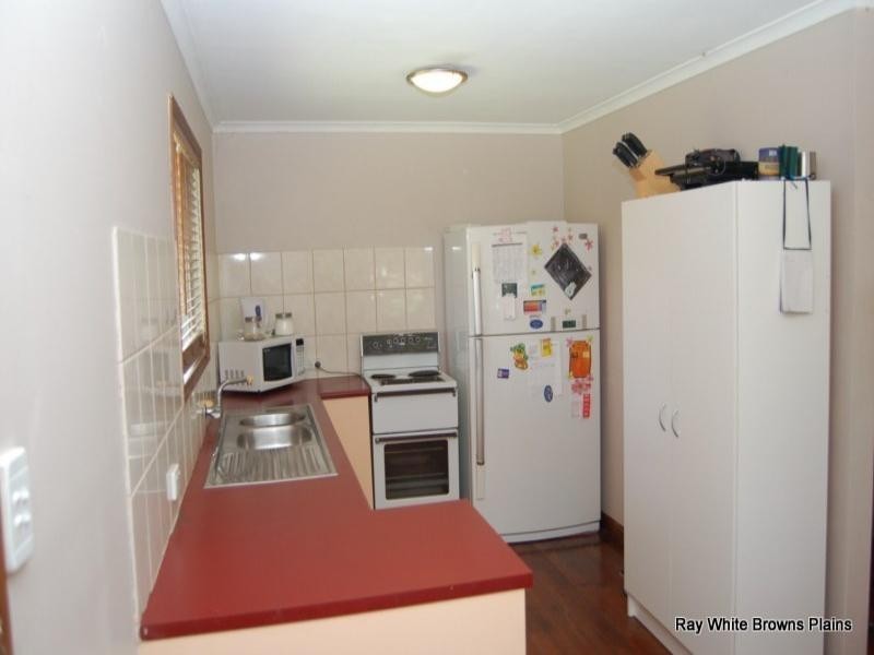 12 Liana Court, Regents Park QLD 4118