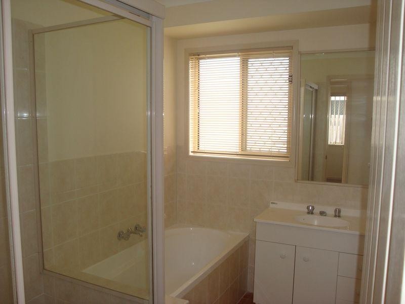 28 Wisdom Way, Crestmead QLD 4132