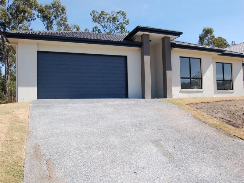Hillcrest QLD 4118