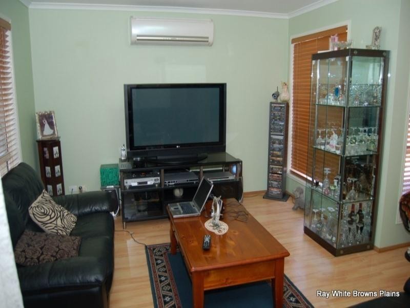 27 Jade Gardens Drive, Boronia Heights QLD 4124
