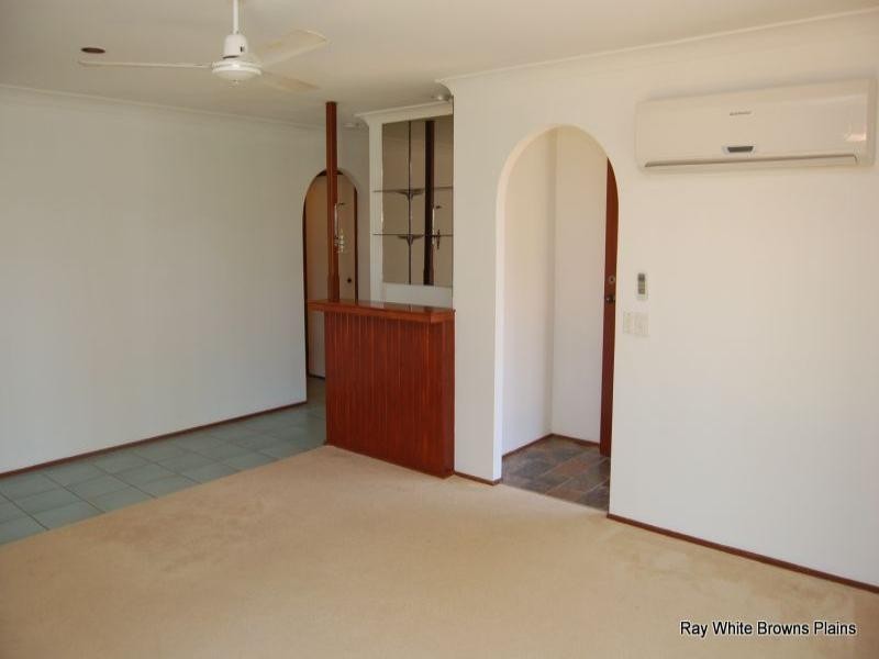 5 Bottlebrush Drive, Regents Park QLD 4118