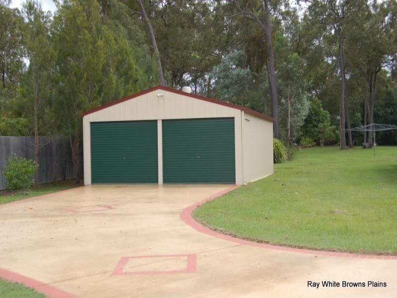13-15 Belvedere Drive, Park Ridge QLD 4125