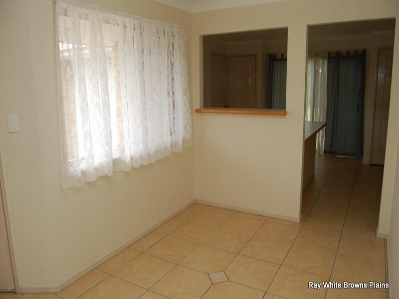 10 Indica Crescent, Regents Park QLD 4118