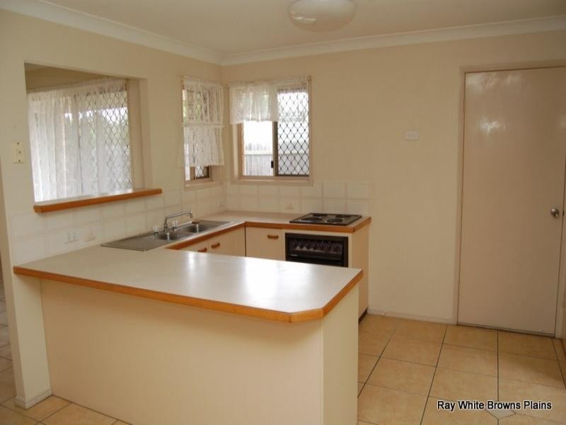 10 Indica Crescent, Regents Park QLD 4118