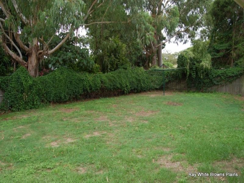 10 Indica Crescent, Regents Park QLD 4118