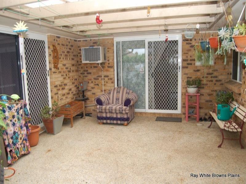 16 Lucida Court, Regents Park QLD 4118