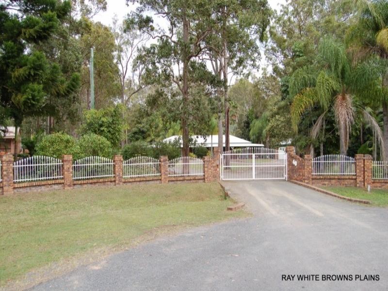 40 Arlington Court, Munruben QLD 4125