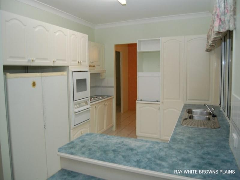 40 Arlington Court, Munruben QLD 4125