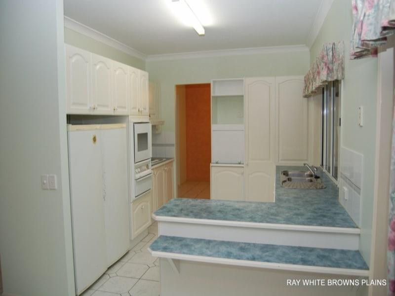 40 Arlington Court, Munruben QLD 4125