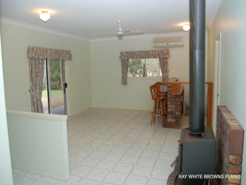 40 Arlington Court, Munruben QLD 4125