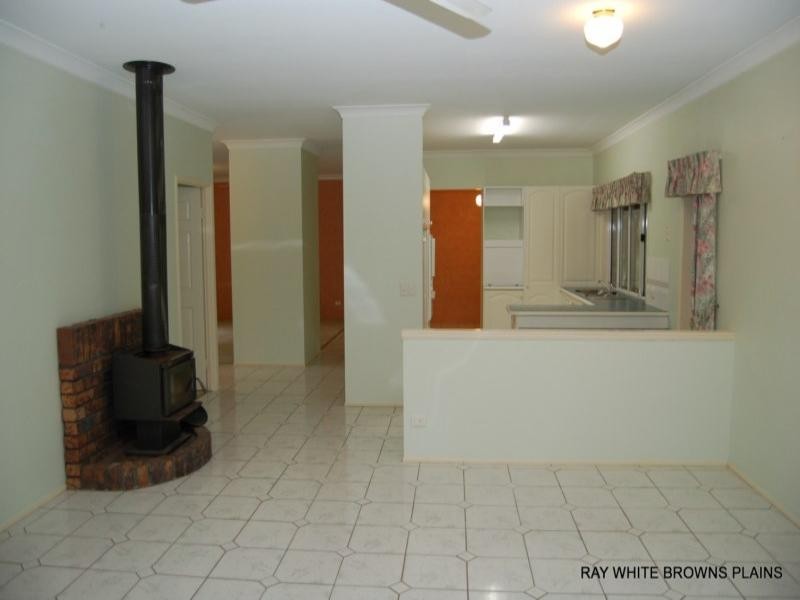 40 Arlington Court, Munruben QLD 4125