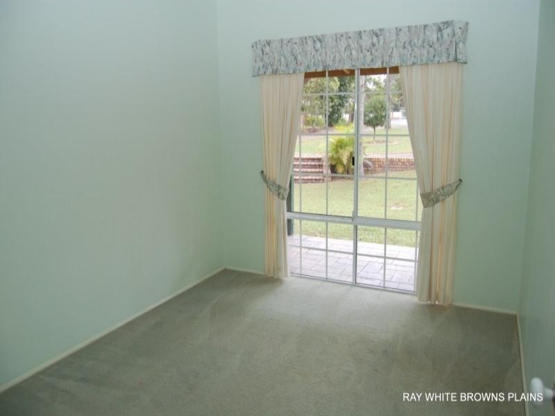 40 Arlington Court, Munruben QLD 4125