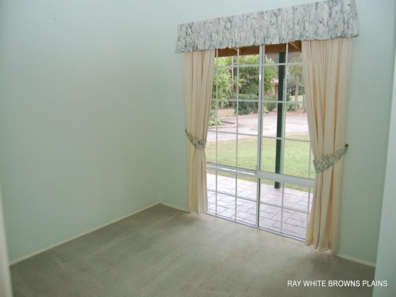 40 Arlington Court, Munruben QLD 4125