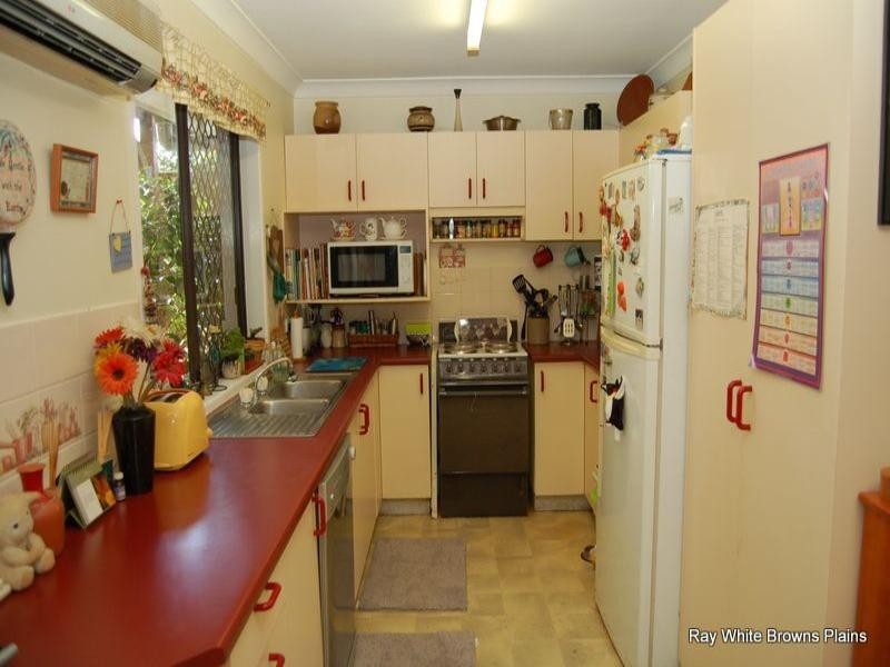 82 Begonia Street, Browns Plains QLD 4118