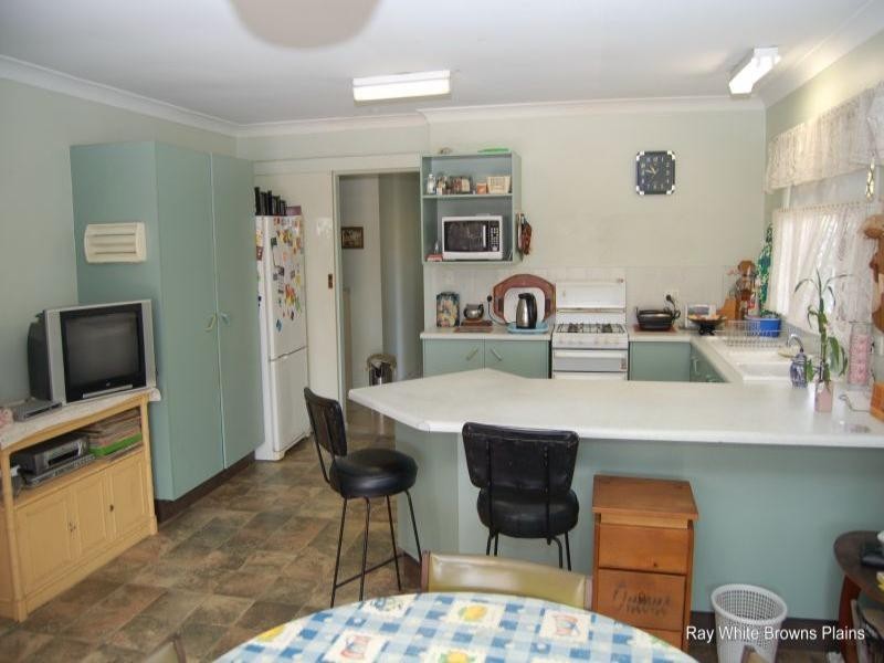 8 Shelford Court, Boronia Heights QLD 4124