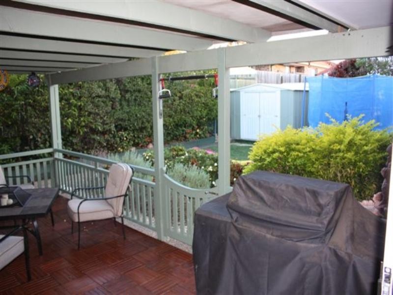 Regents Park QLD 4118