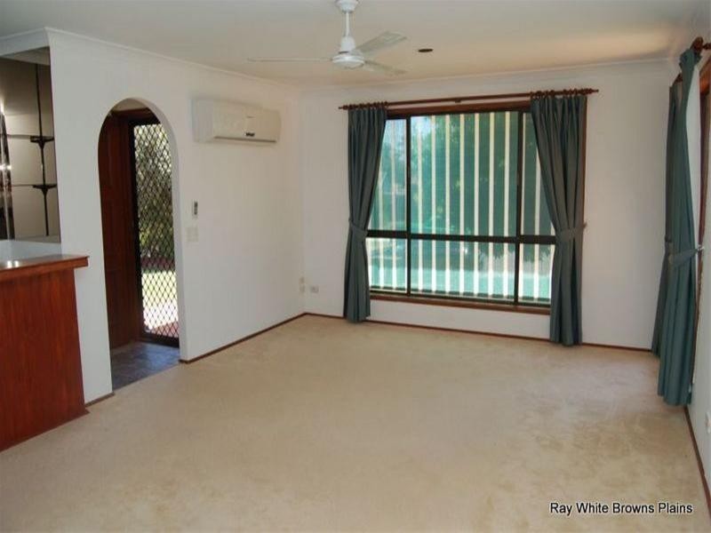 Regents Park QLD 4118