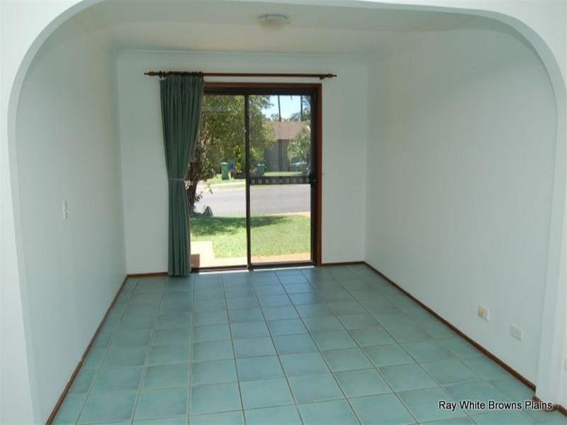 Regents Park QLD 4118